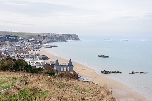 Falaise d'Arromanches près de la Villa Port Winston